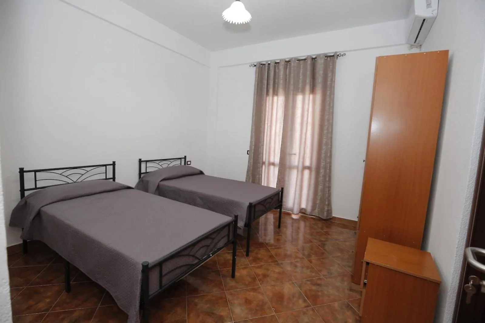 公寓式酒店 Hotelgodini 格勒姆