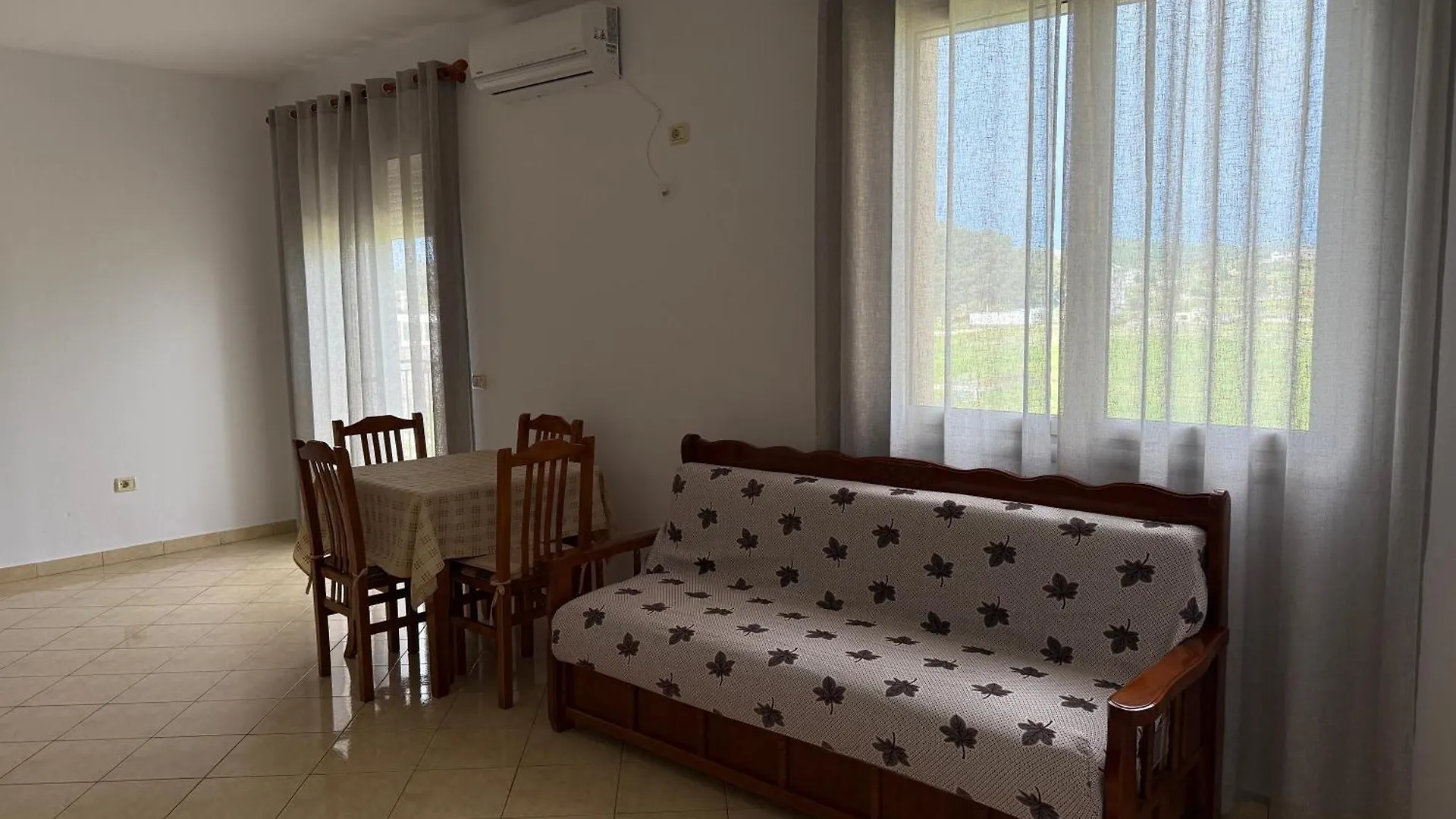 Hotelgodini Golem  0*, Golem (Tirana) Albánie